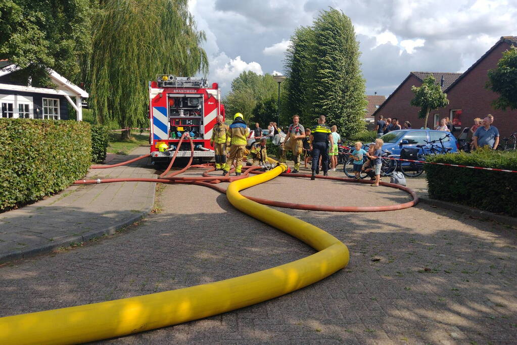 Brand slaat over na zorgboerderij