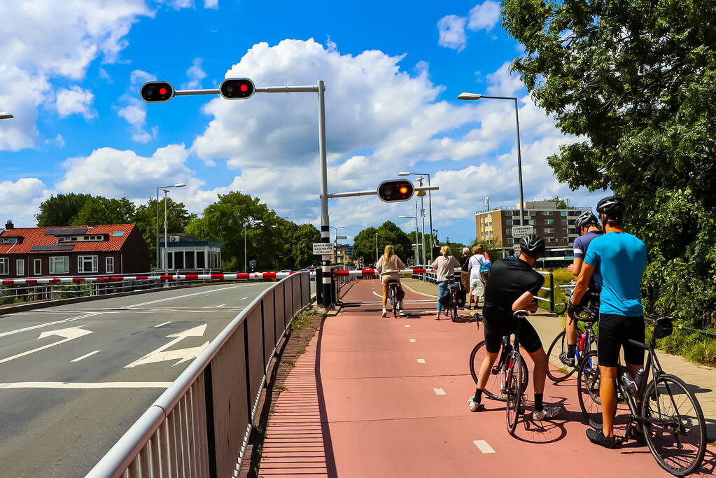 Leiderdorpsebrug in storing