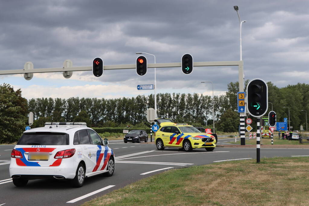 Voertuigen in botsing op kruising