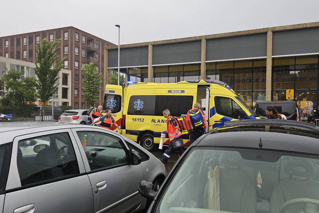 Traumahelikopter ingezet voor incident in supermarkt