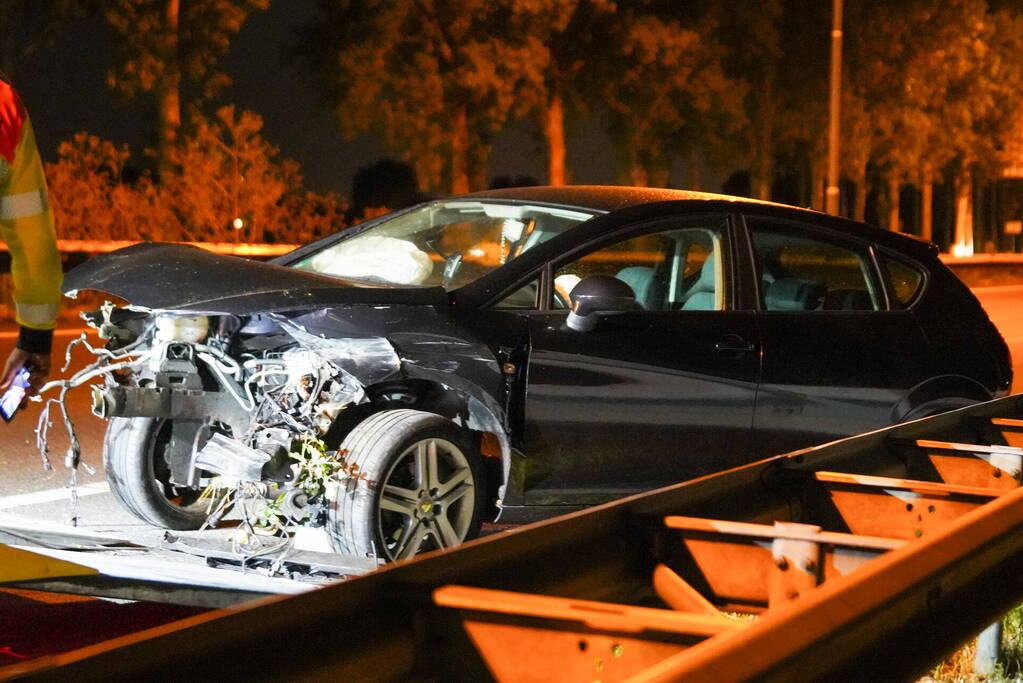 Auto verliest motor bij enkelzijdig ongeval