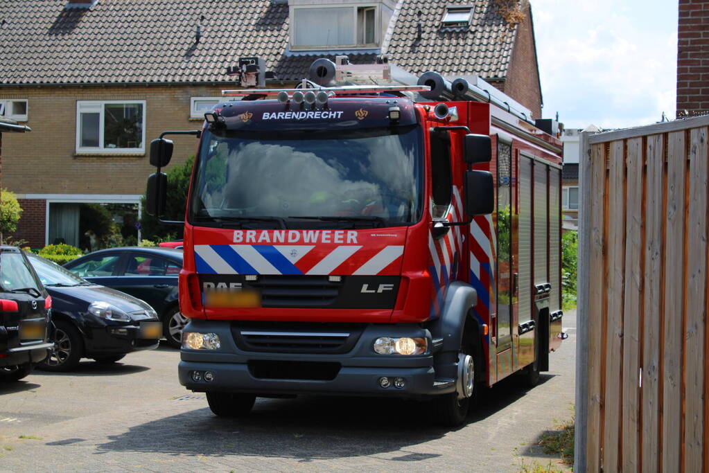 Gevaarlijk stof omgevallen in schuur