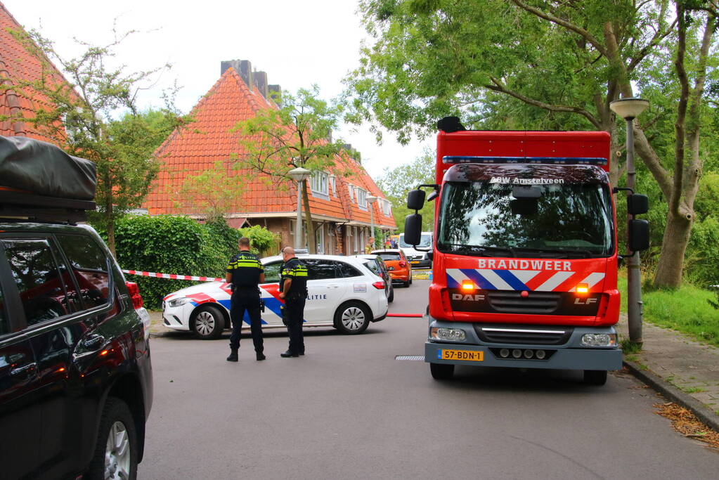 Gasfles ontploft bij brand in schuur