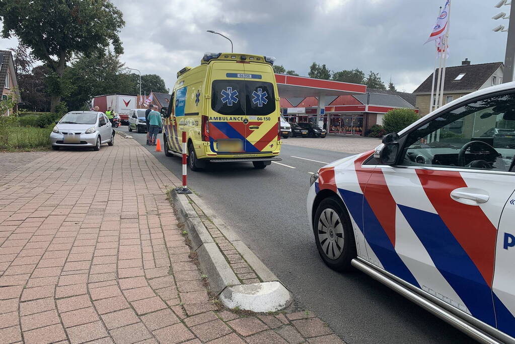 Schade bij aanrijding op Anerdijk in Gramsbergen