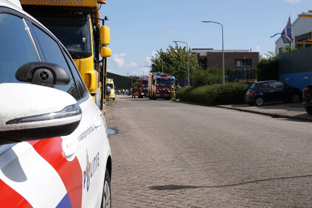 Zes gewonden bij brand in bedrijfspand
