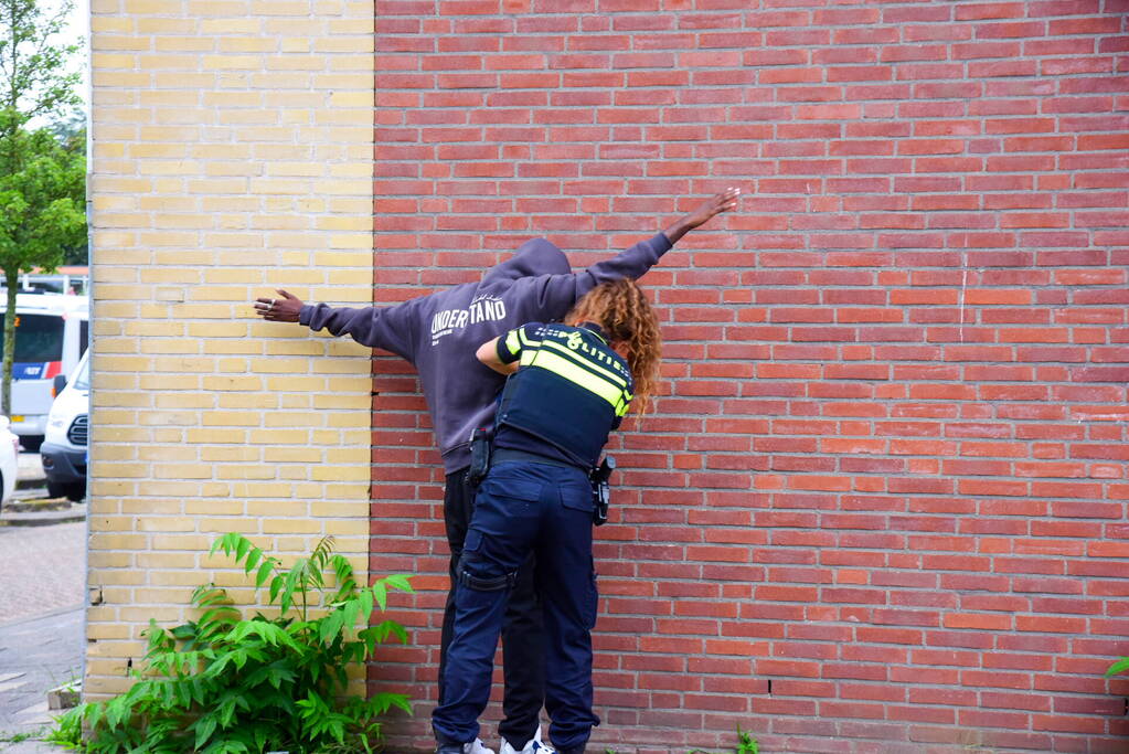 Zwaargewonde spoorloos na steekpartij, meerdere aanhoudingen