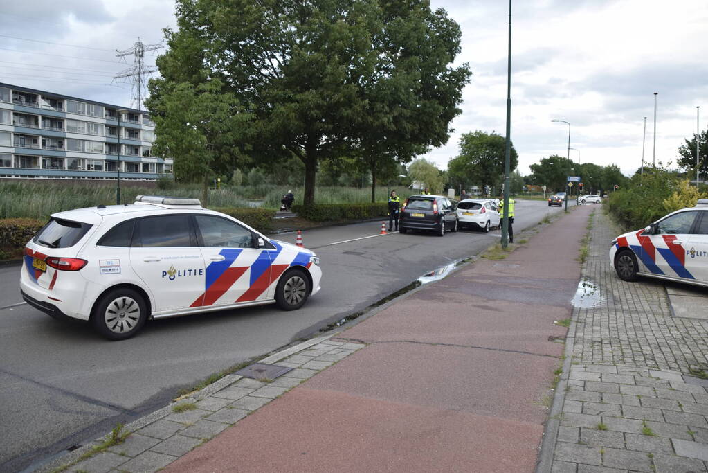 Drie voertuigen betrokken bij kettingbotsing