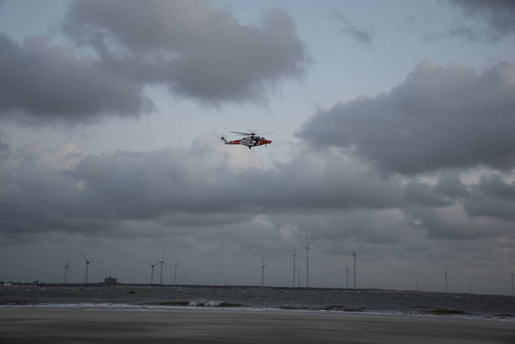 Zoekactie na melding zwemmer in de problemen