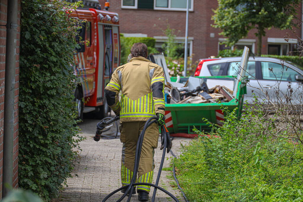 Brand slaat afzuiginstallatie in