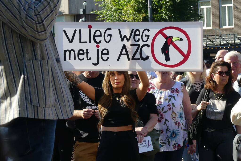 Demonstratie tegen komst asielzoekerscentrum