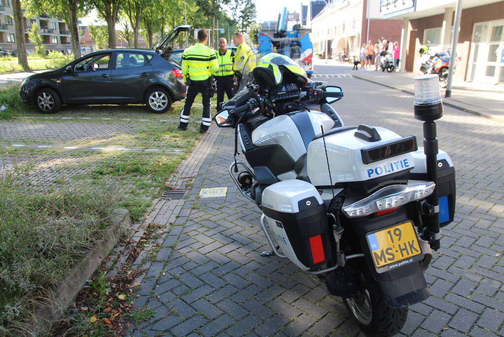 Grote politieinzet in woonwijk