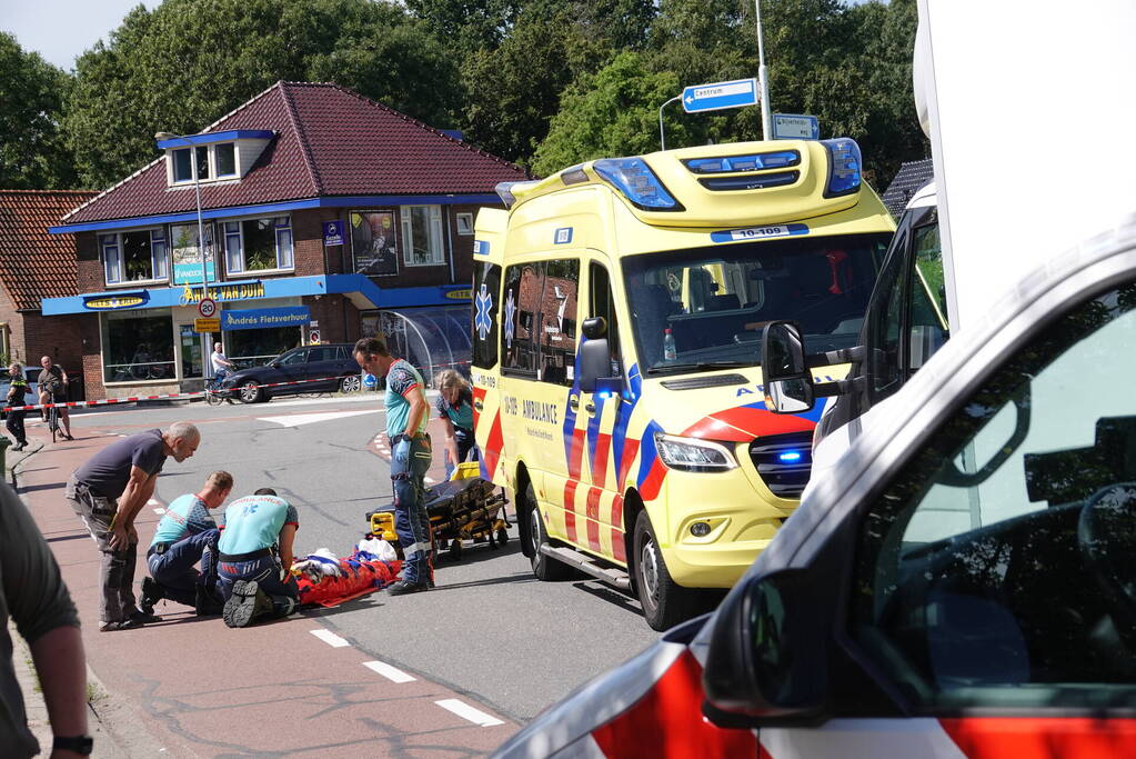 Automobilist slaat op de vlucht na aanrijding met fietser