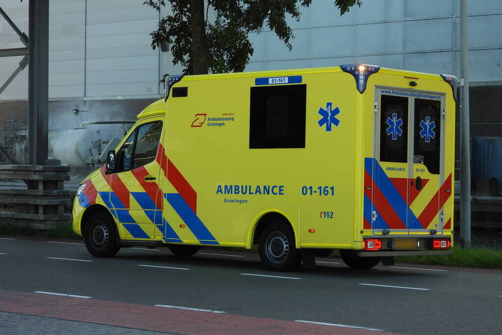 Voetganger gewond bij botsing met auto