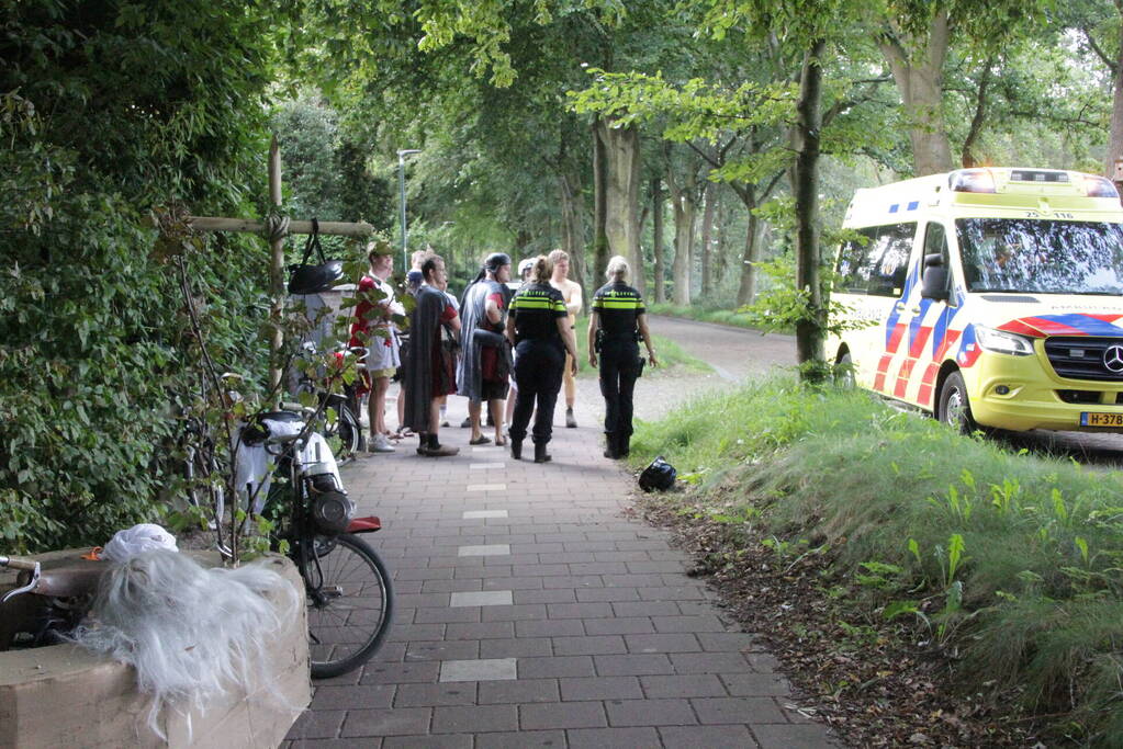 Scooterrijder op de vlucht na botsing met Solex