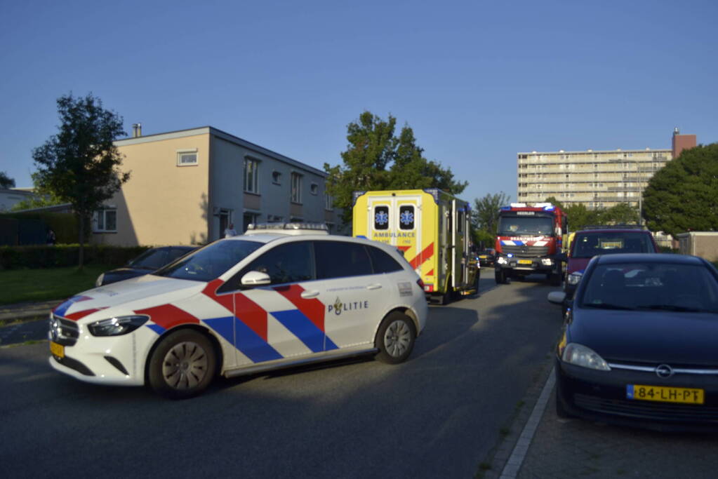 Bewoners van dak gered bij woningbrand
