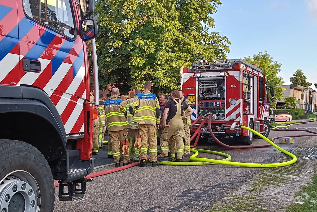 Grote brand bij autogarage