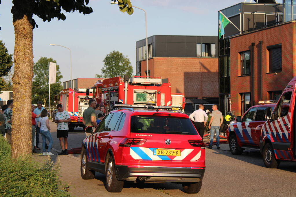 Grote brand bij autogarage