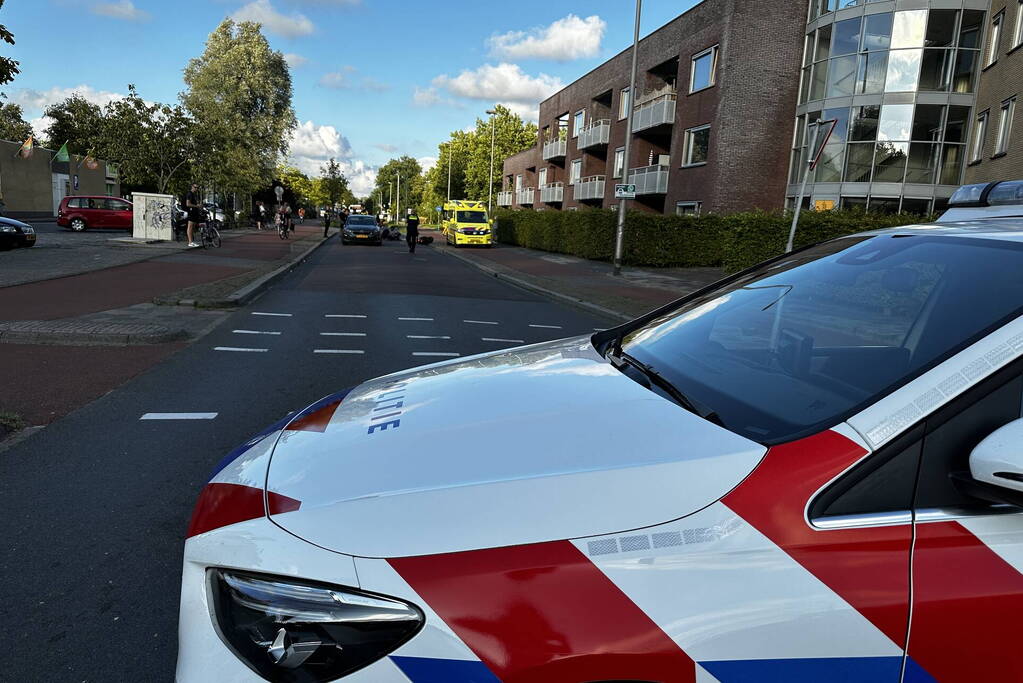 Scooterrijder gewond bij botsing met auto
