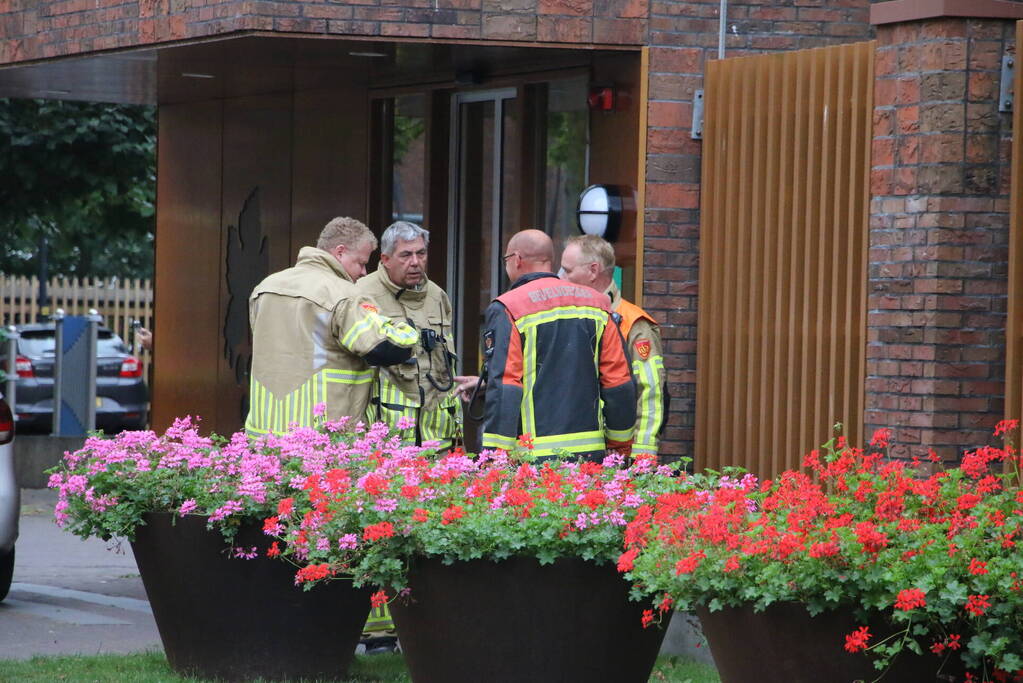 Politie overmeesterd verward persoon