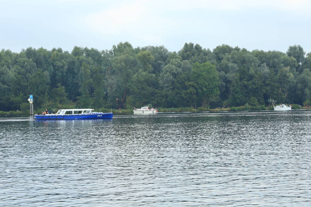 Politie zoekt met sonar naar drenkeling