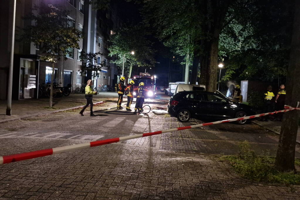 Brand in bestelbus snel geblust