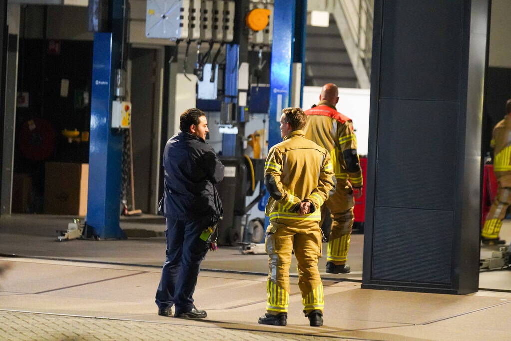 Flinke rookontwikkeling in garagebedrijf