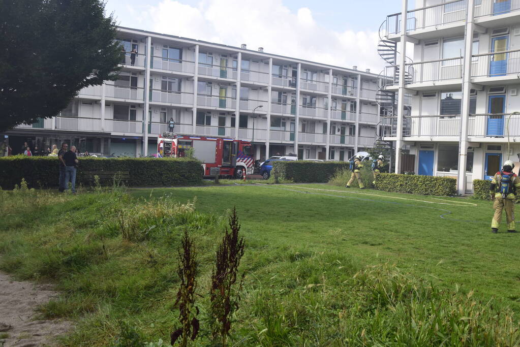 Woning in flat brandt volledig uit