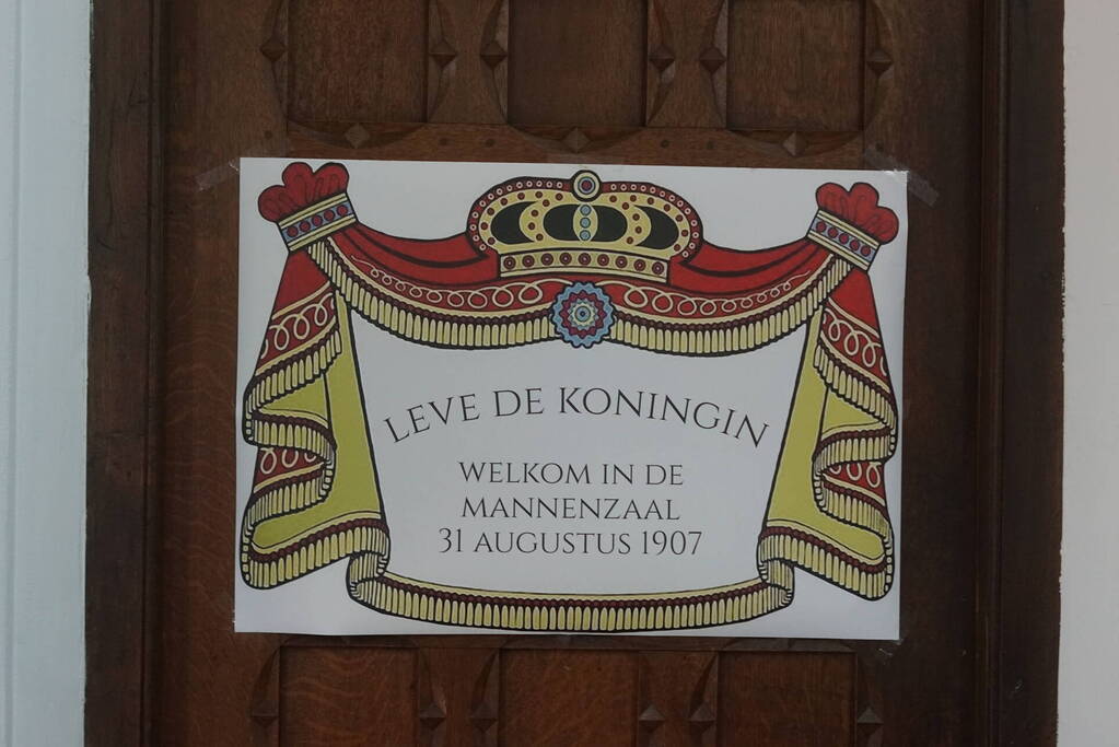 Verjaardag van koningin Wilhelmina wordt gevierd