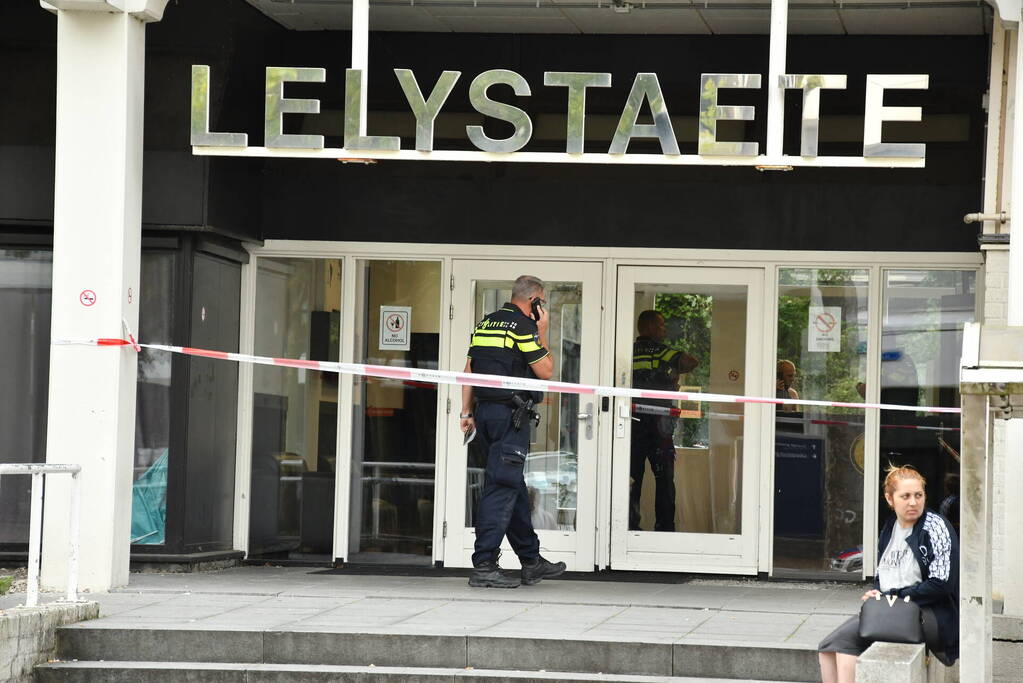 Man gewond bij steekincident in Lelystaete