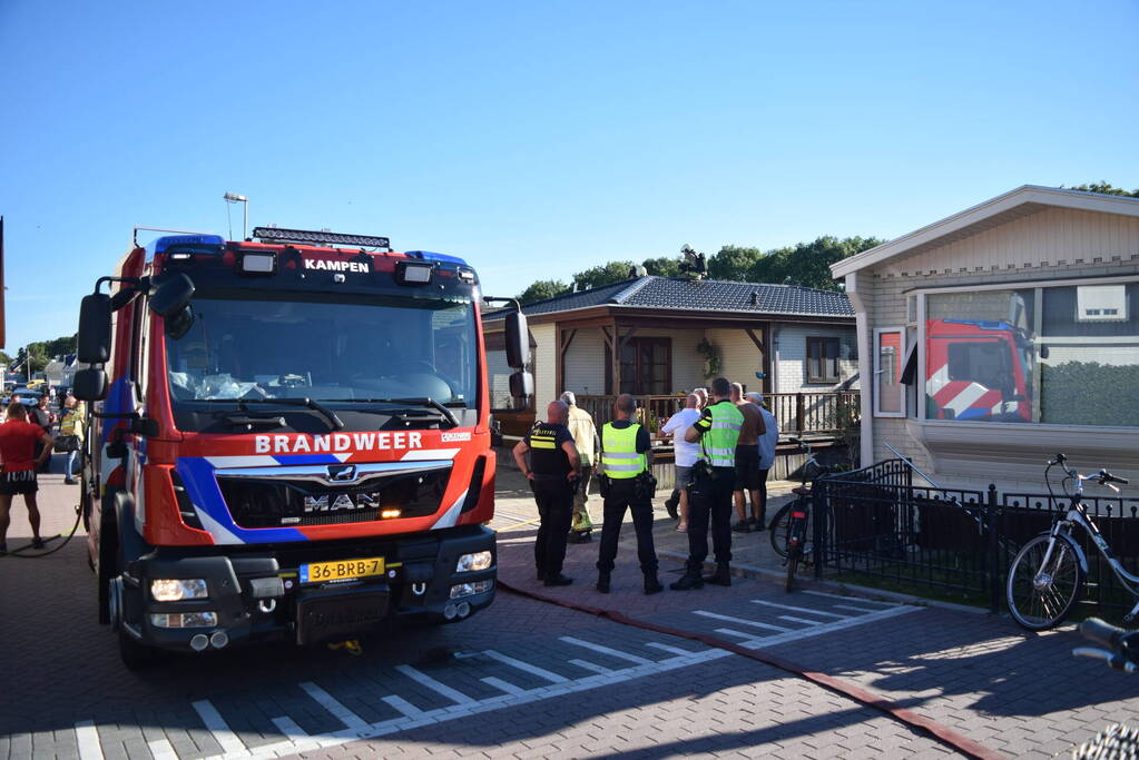 Brand bij woonwagen snel onder controle