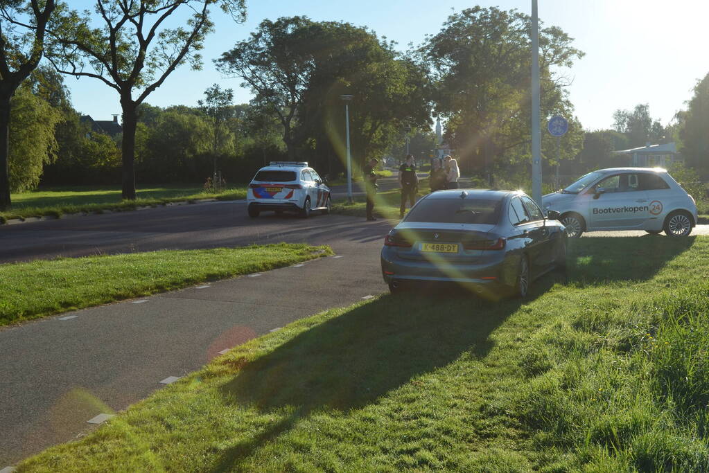 Automobilist rijdt fietser aan