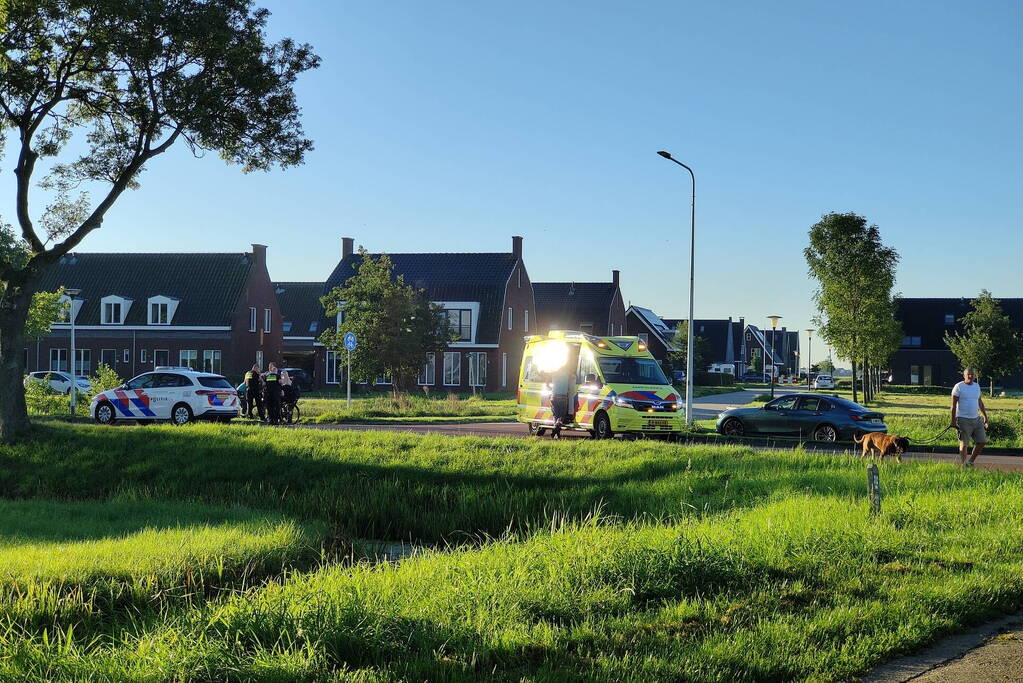 Automobilist rijdt fietser aan