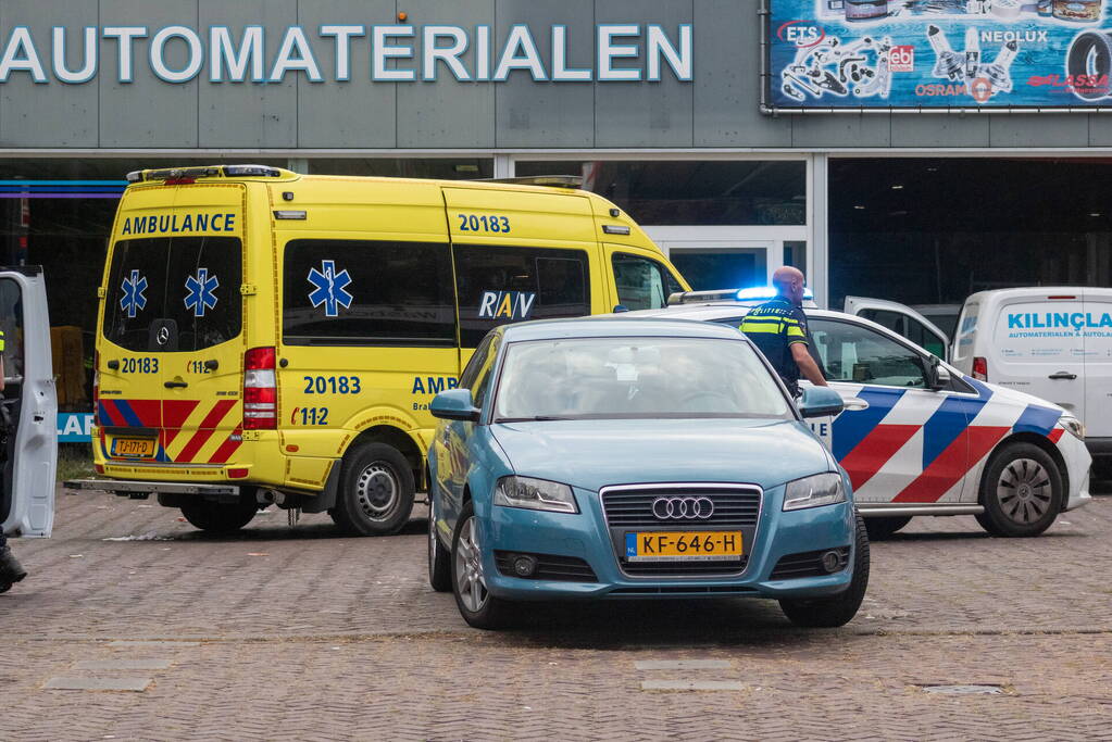 Persoon gewond bij steekpartij