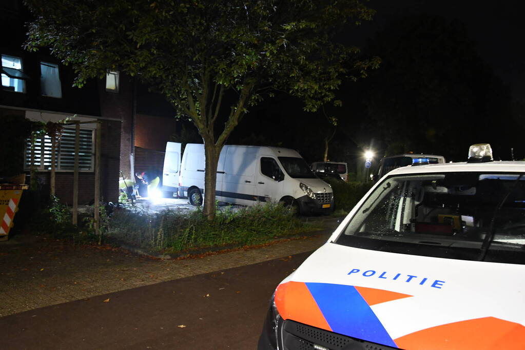 Hennepkwekerij aangetroffen in woning