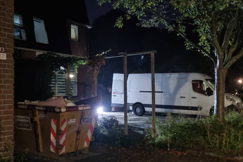 Hennepkwekerij aangetroffen in woning
