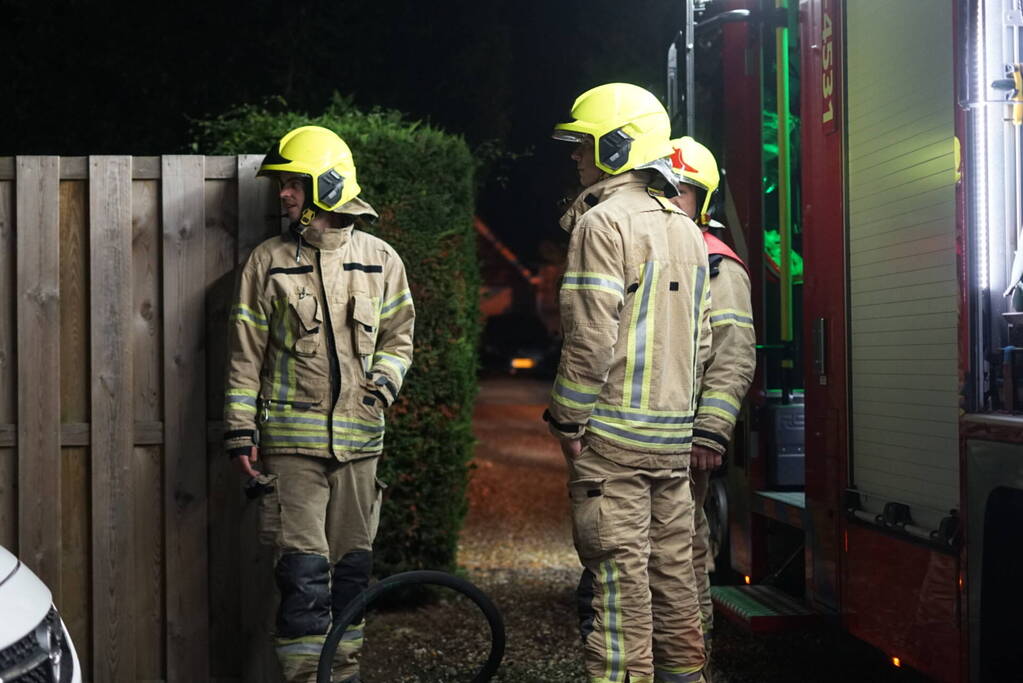 Tuinhuis achter woning afgebrand