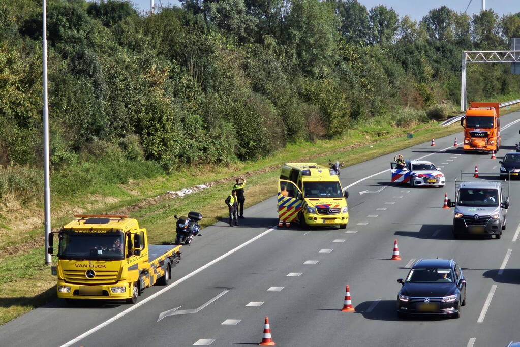 Motorrijder gewond na val op snelweg