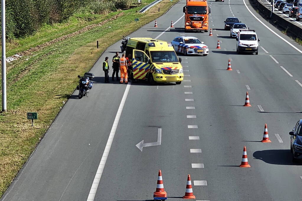 Motorrijder gewond na val op snelweg