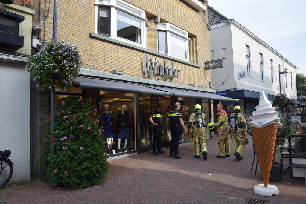 Brandweer inzet vanwege verbranden karton