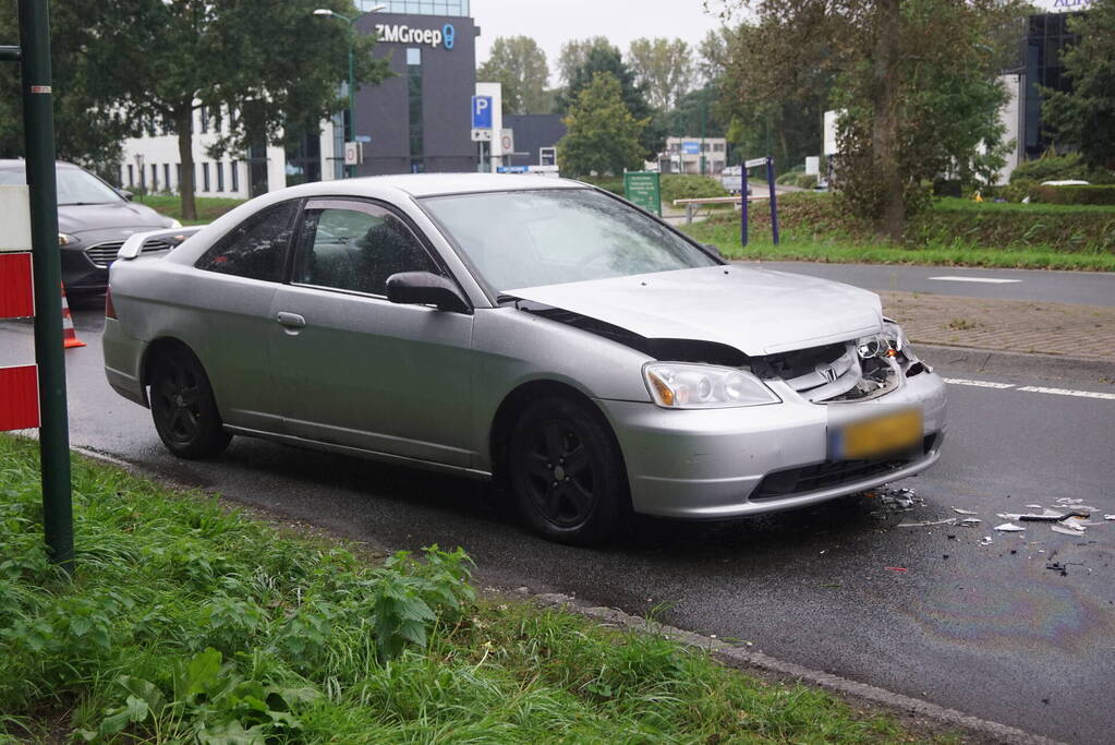 Flinke schade bij kop-staartbotsing