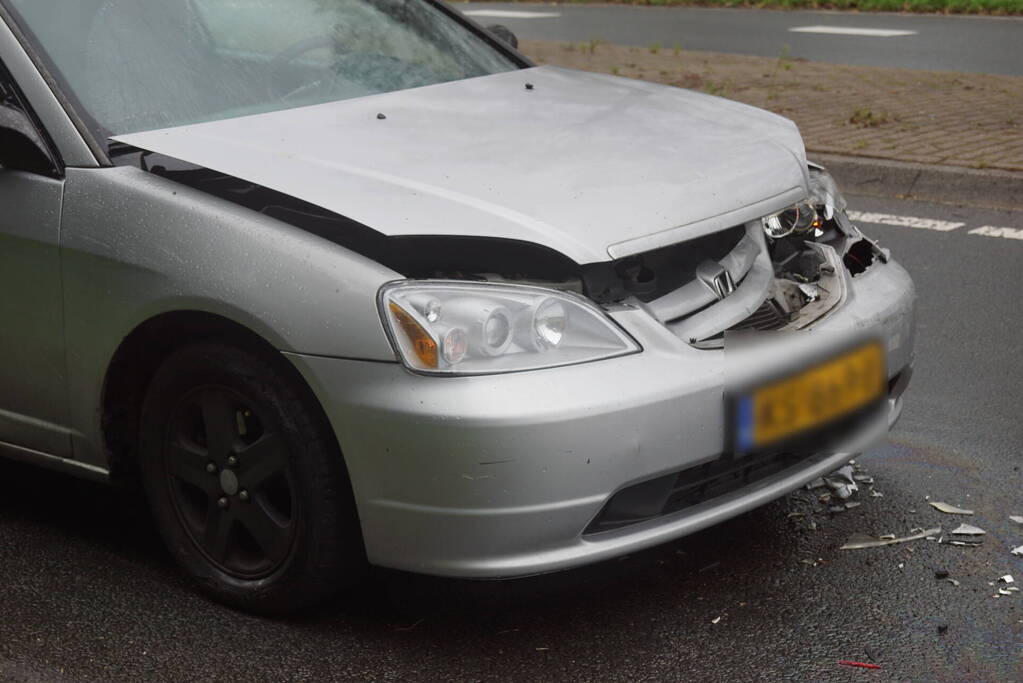 Flinke schade bij kop-staartbotsing