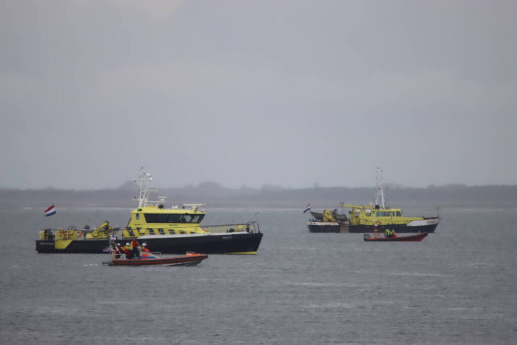 Grote zoekactie naar te water geraakte persoon