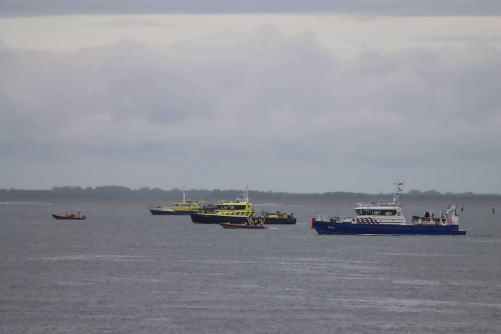 Grote zoekactie naar te water geraakte persoon