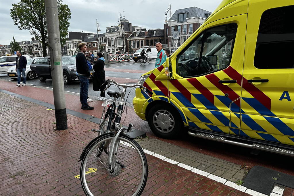 Fietser gewond bij botsing met automobilist