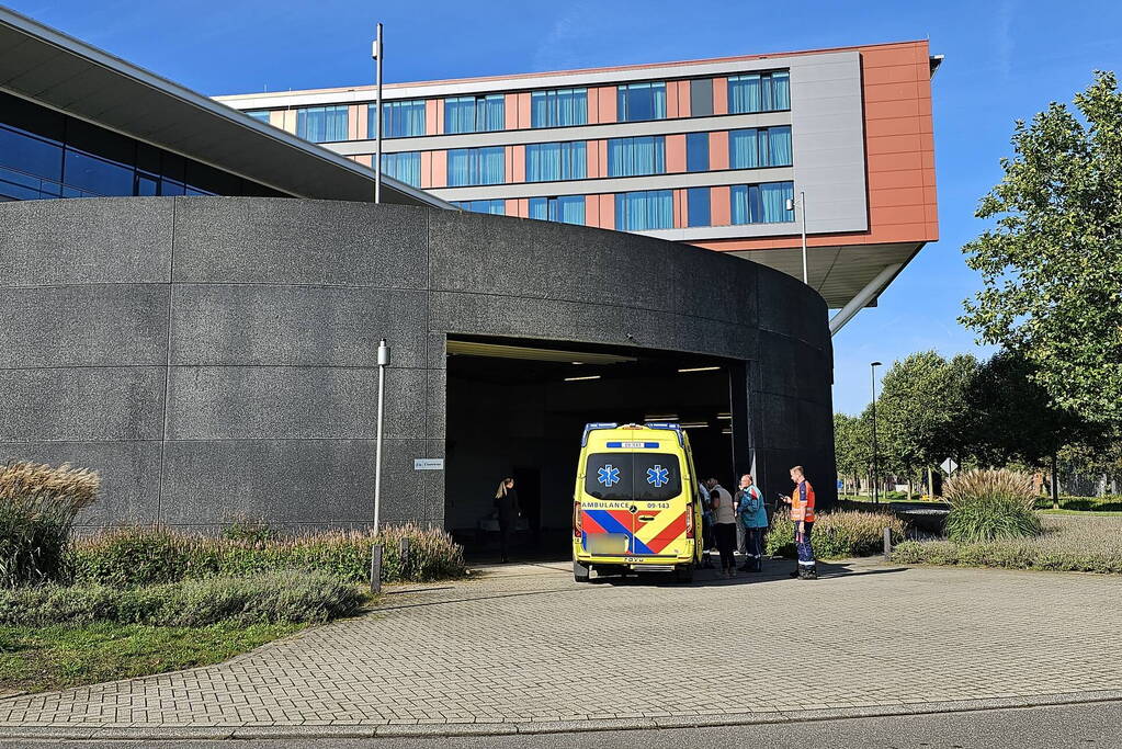 Hulpdiensten ingezet voor noodsituatie bij hotel