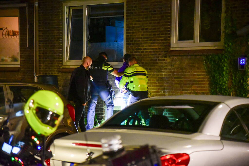 Zwaargewonde en twee aanhoudingen na schietpartij