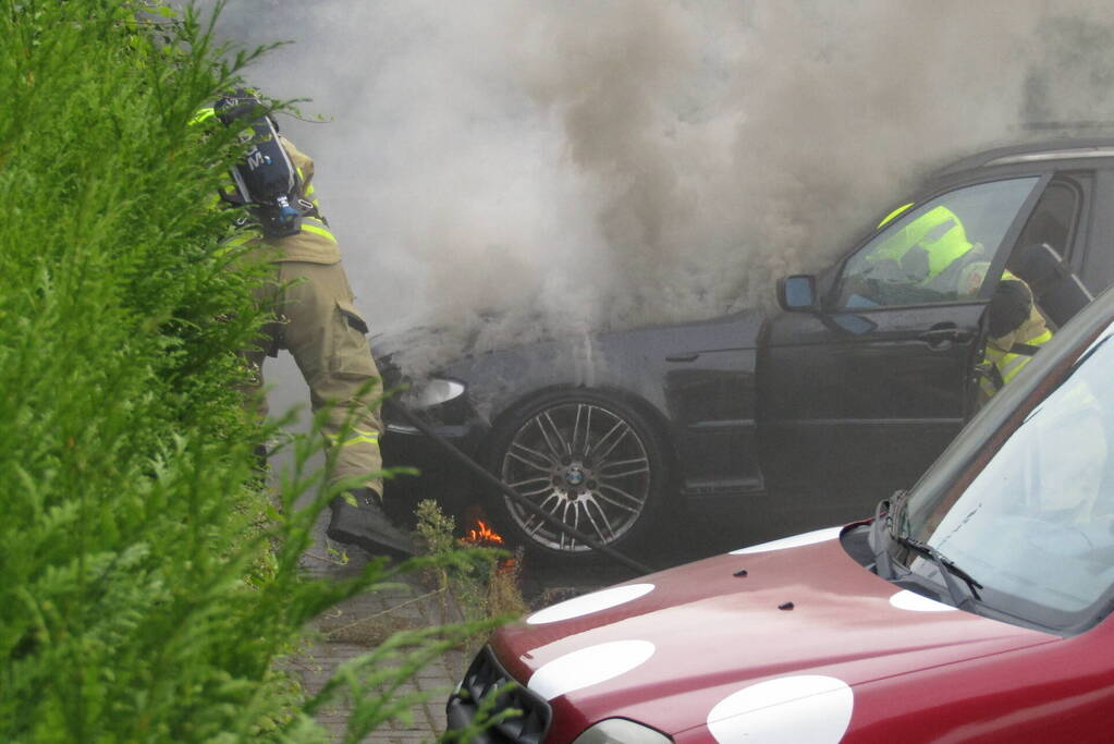 Auto flink beschadigd door brand