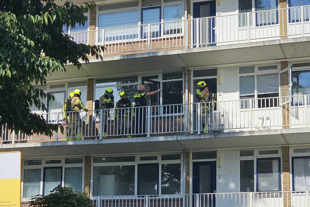 Persoon gewond bij brand in flatwoning