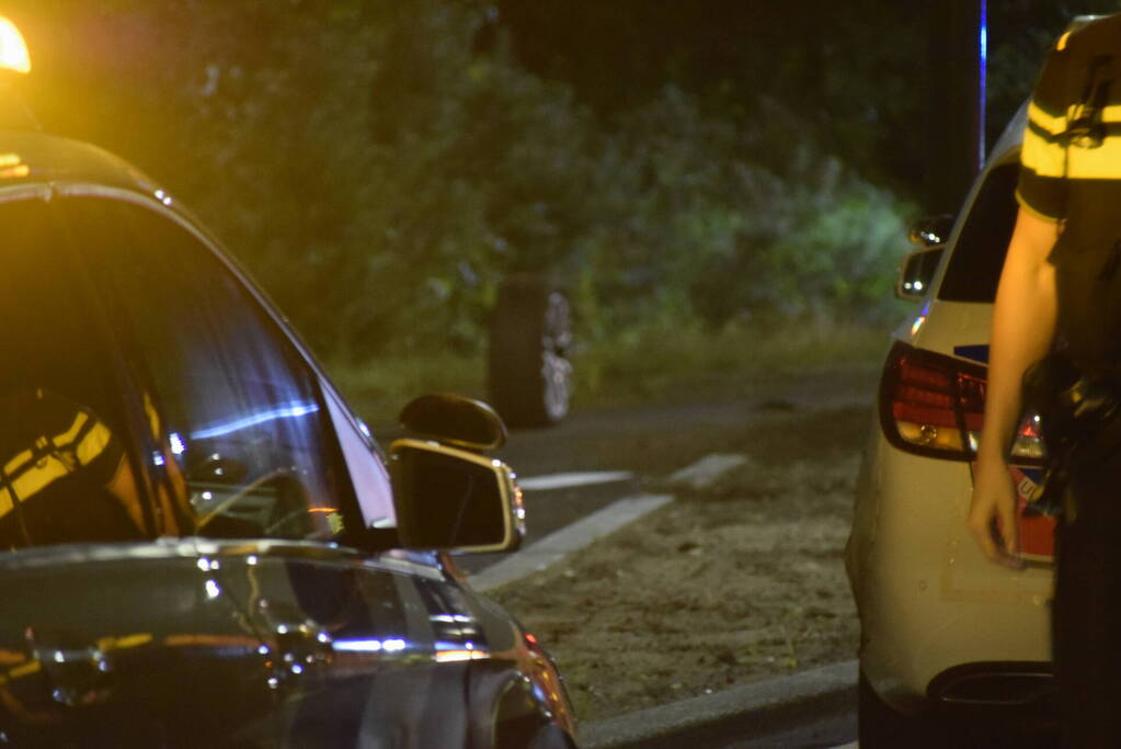 Achtervolging eindigt in crash, Maserati zwaar beschadigd