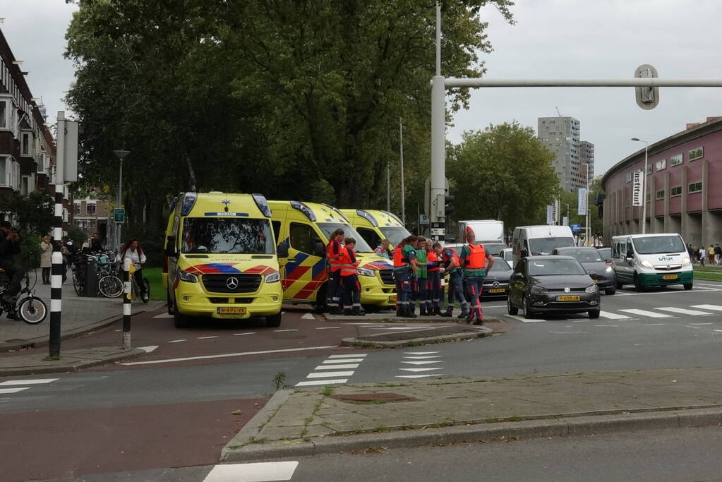 Twee gewonden bij twee schietpartijen